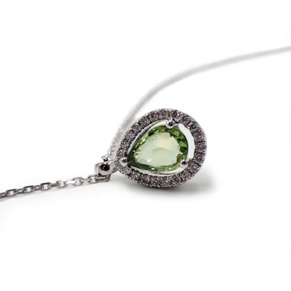 Collier or blanc Saphir vert