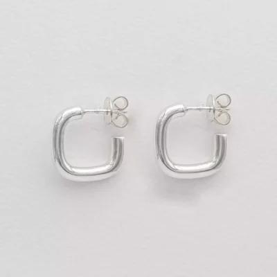 Boucles d’oreille carré